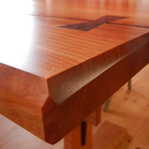 handplaned tabletop edge